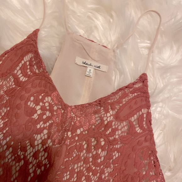 Lace tank top, small - Picture 4 of 4